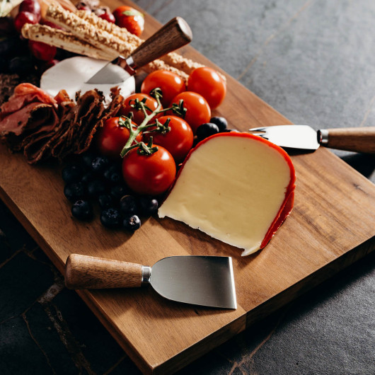 Keepsake Cheese Knife Sets Feature